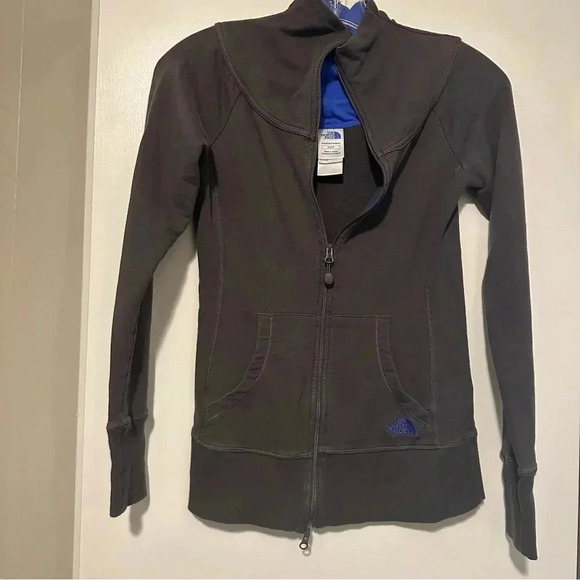 The North Face Jackets & Blazers - North Face women’s full zip jacket gray and blue size XS